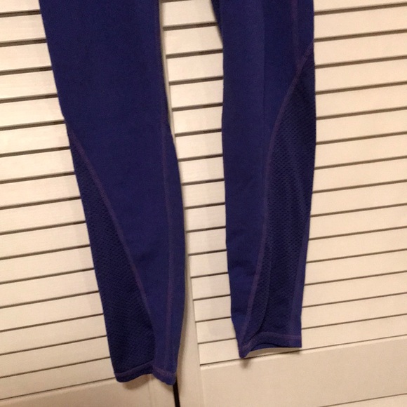 Gapfit blue leggings - Picture 2 of 3